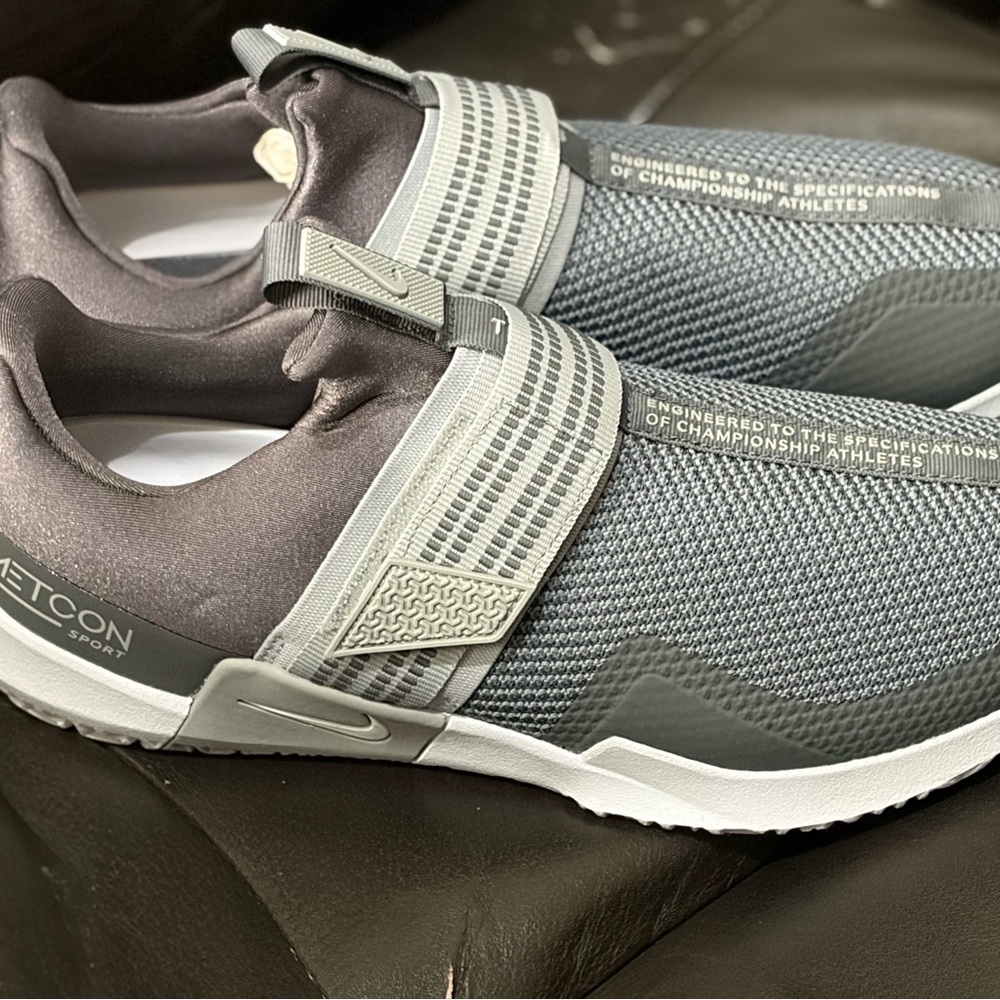 Nike Metcon Sport in Gray and Black